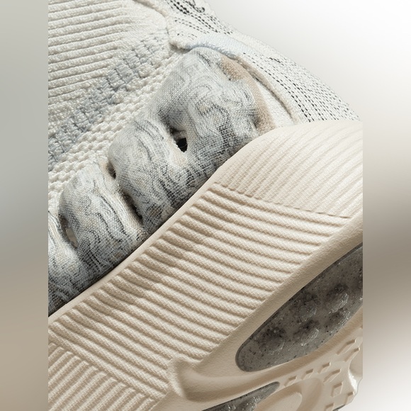 Nike ISPA Sense Flyknit Phantom Black women’s size 6.5 - Picture 8 of 16